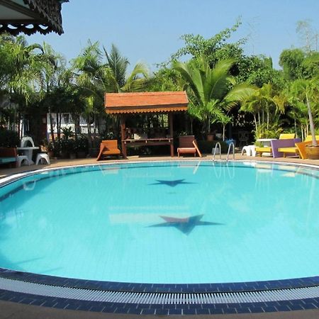 Orchid Hibiscus Guest House Сукотаи Экстерьер фото
