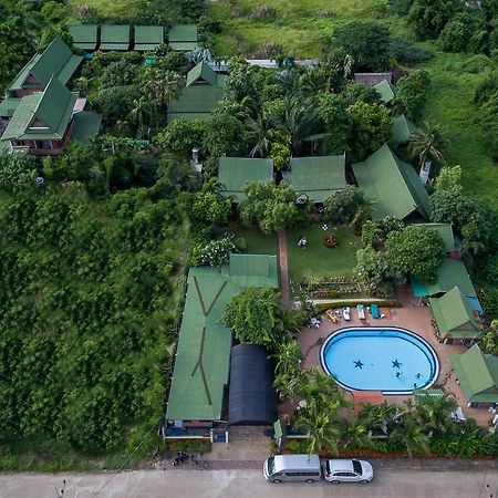 Orchid Hibiscus Guest House Сукотаи Экстерьер фото