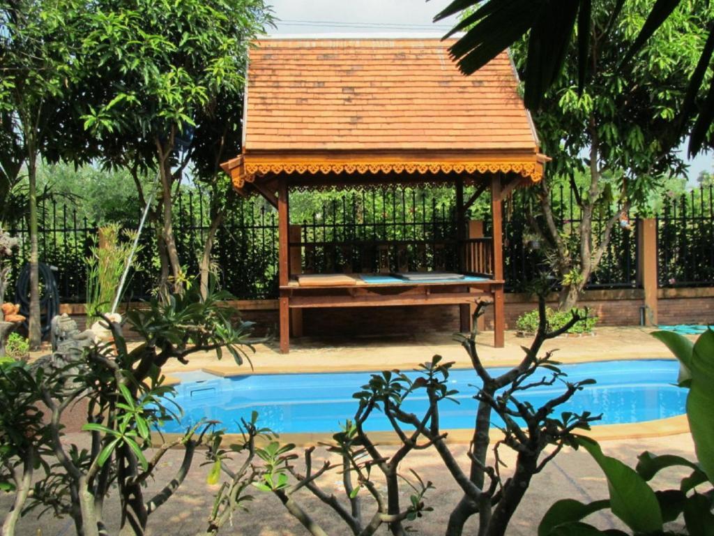 Orchid Hibiscus Guest House Сукотаи Экстерьер фото